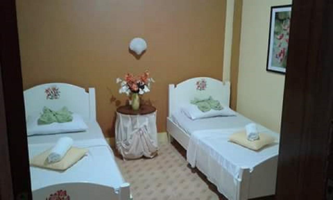 Traville Huts Palm Beach Inn Panglao Buitenkant foto