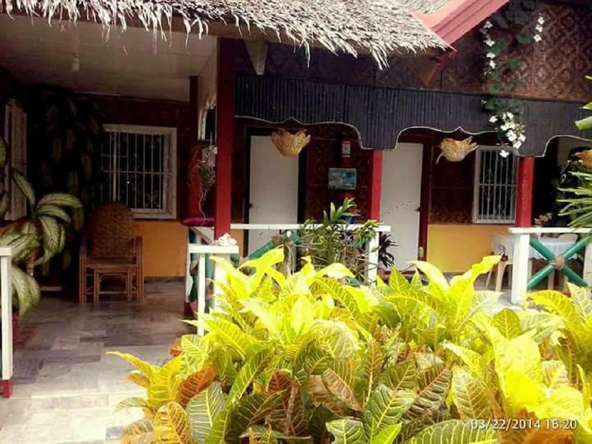 Traville Huts Palm Beach Inn Panglao Buitenkant foto
