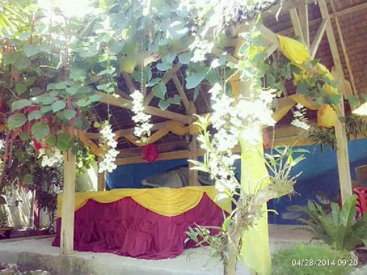 Traville Huts Palm Beach Inn Panglao Buitenkant foto