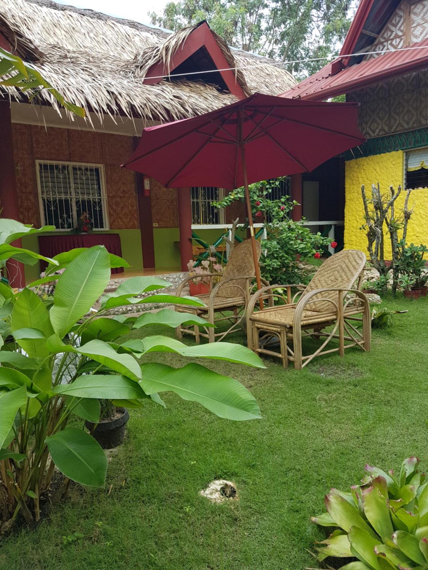 Traville Huts Palm Beach Inn Panglao Buitenkant foto
