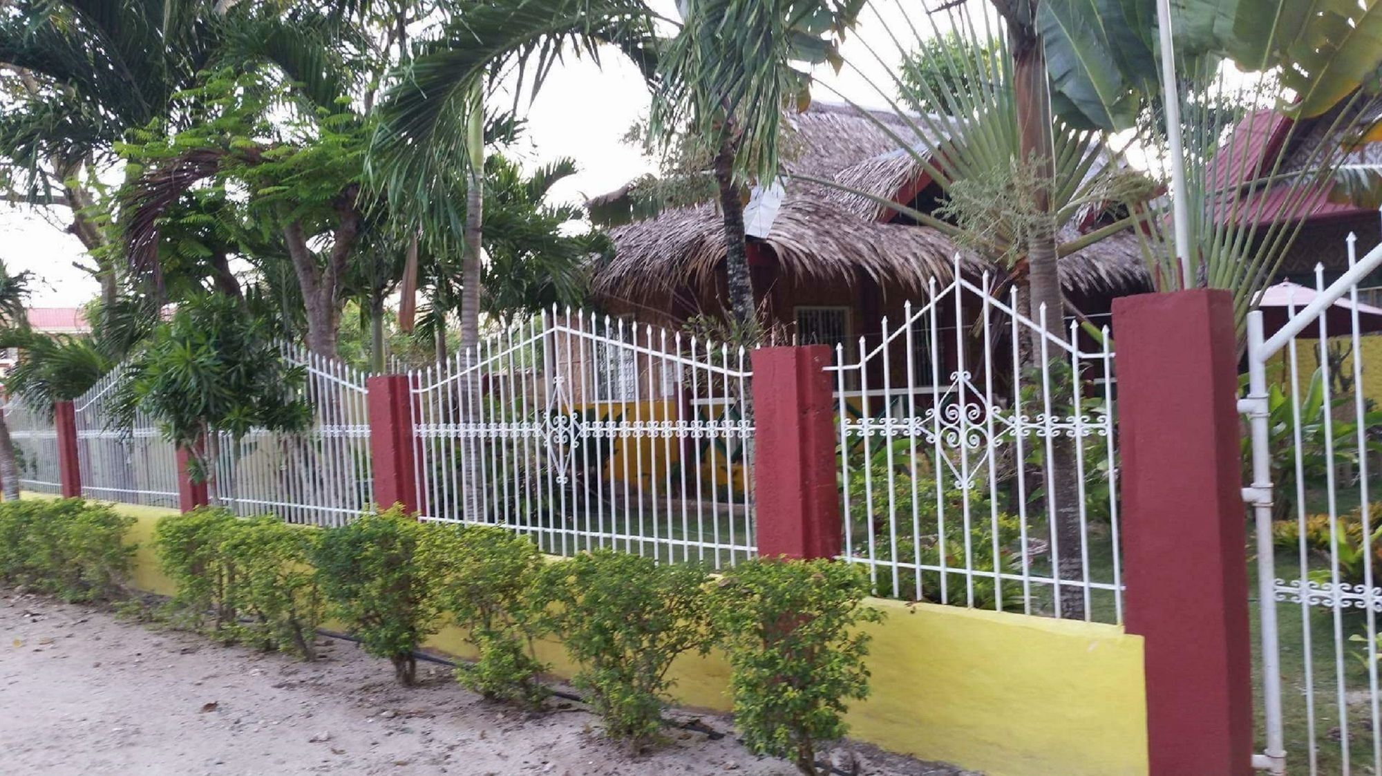 Traville Huts Palm Beach Inn Panglao Buitenkant foto